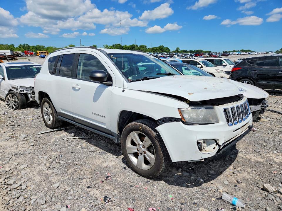 Продаж на аукціоні авто 2016 Jeep Compass, vin: 1C4NJDBB5GD535806, номер лоту: 51500026