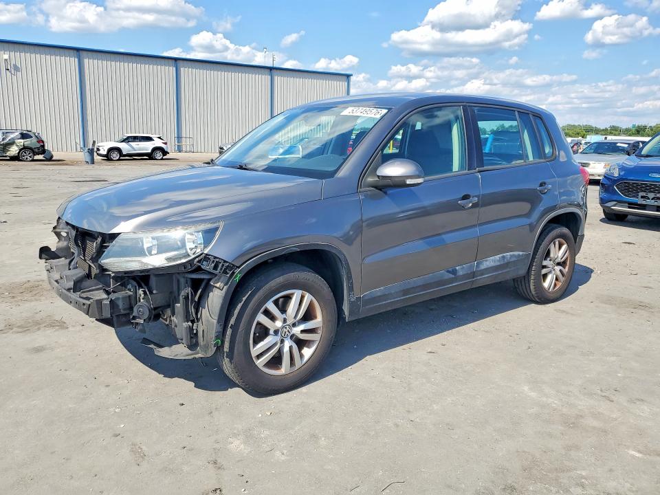 2014 Volkswagen Tiguan მანქანა იყიდება აუქციონზე, vin: WVGAV3AX3EW529798, აუქციონის ნომერი: 53749576