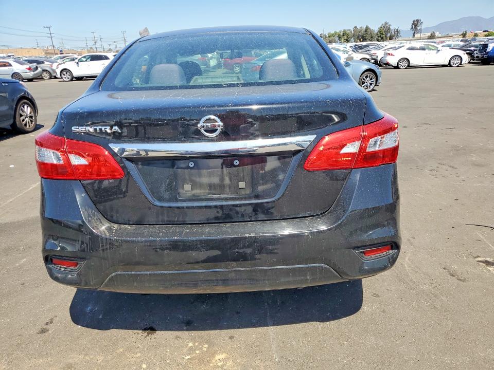 2017 Nissan Sentra მანქანა იყიდება აუქციონზე, vin: 3N1AB7AP8HY250562, აუქციონის ნომერი: 52435076