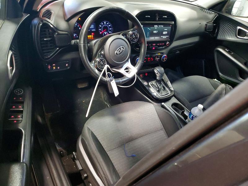 53086726 :رقم المزاد ، KNDJ33AU7M7755142 vin ، 2021 Kia Soul مزاد بيع