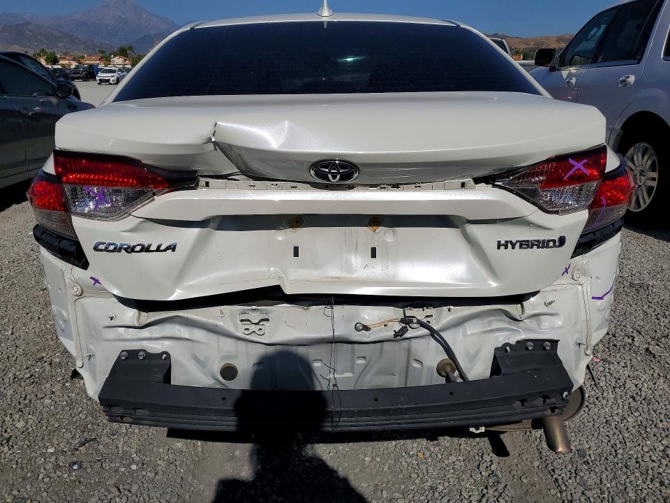 Продаж на аукціоні авто 2021 Toyota Corolla, vin: JTDEAMDE8MJ017371, номер лоту: 53103926