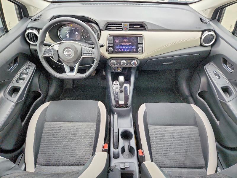 54605446 :رقم المزاد ، 3N1CN8EV5LL883833 vin ، 2020 Nissan Versa مزاد بيع