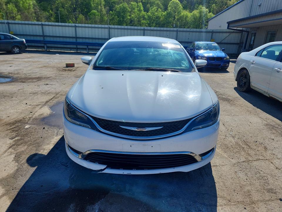 2015 Chrysler 200 მანქანა იყიდება აუქციონზე, vin: 1C3CCCAB4FN758915, აუქციონის ნომერი: 52189156