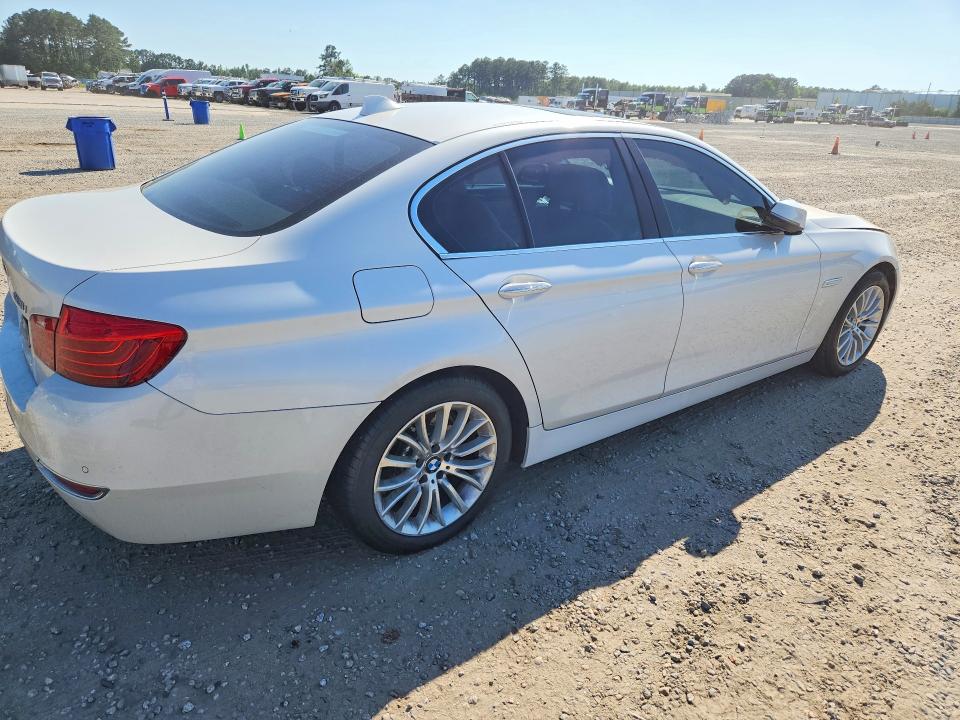 53975286 :رقم المزاد ، WBA5A5C51FD515000 vin ، 2015 Bmw 528 مزاد بيع