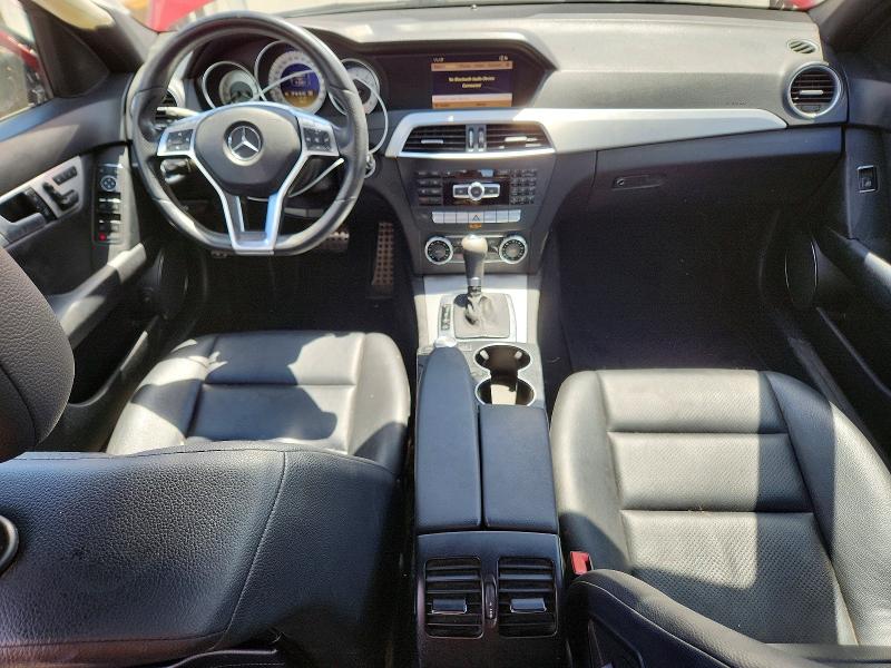 2012 Mercedes-benz C მანქანა იყიდება აუქციონზე, vin: WDDGF4HB5CR236174, აუქციონის ნომერი: 55409206