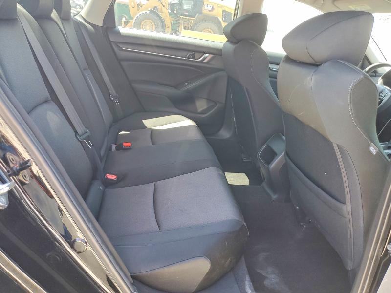 Продаж на аукціоні авто 2018 Honda Accord, vin: 1HGCV1F17JA066692, номер лоту: 53447596