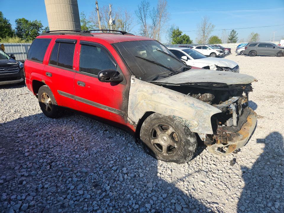 52832176 :رقم المزاد ، 1GNDT13S122115507 vin ، 2002 Chevrolet Trailblazer مزاد بيع