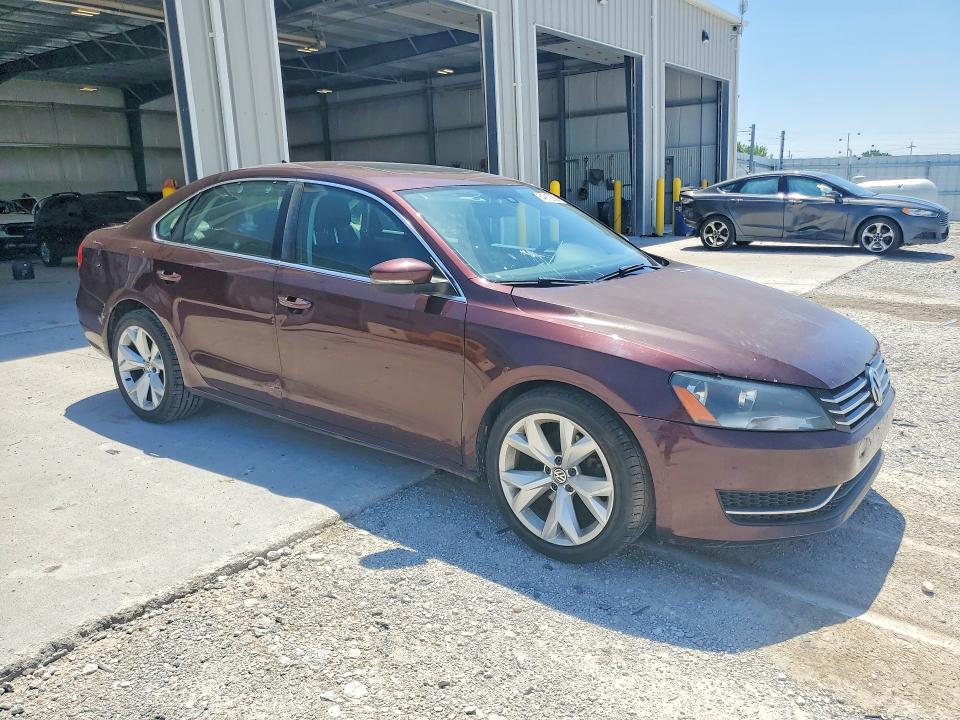 2013 Volkswagen Passat მანქანა იყიდება აუქციონზე, vin: 1VWBP7A38DC105506, აუქციონის ნომერი: 54912086