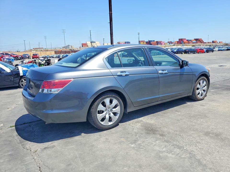 52944006 :رقم المزاد ، 1HGCP36858A088283 vin ، 2008 Honda Accord مزاد بيع