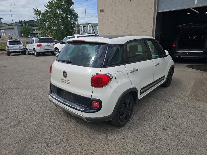 55843026 :رقم المزاد ، ZFBCFADH2FZ033879 vin ، 2015 Fiat 500l مزاد بيع