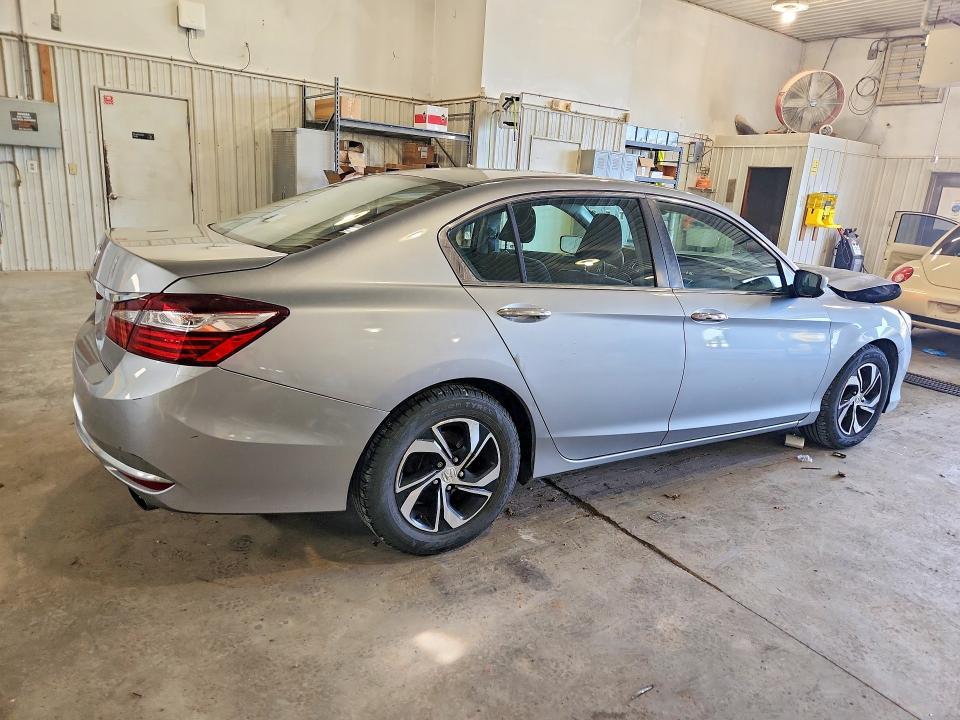 54270406 :رقم المزاد ، 1HGCR2F35HA239597 vin ، 2017 Honda Accord مزاد بيع
