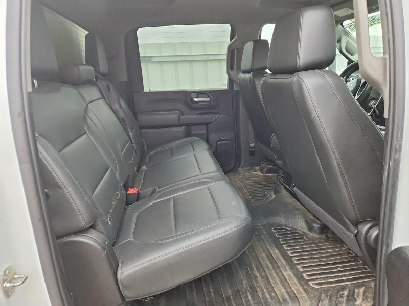 52038936 :رقم المزاد ، 1GC4YLE70MF216838 vin ، 2021 Chevrolet Silverado مزاد بيع