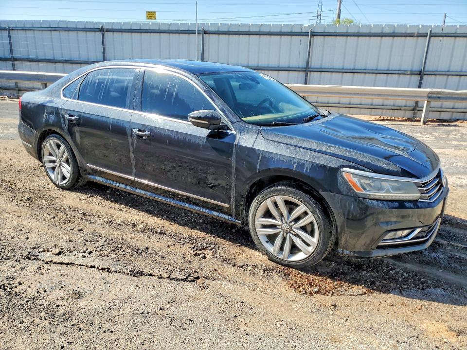 Продажа на аукционе авто 2017 Volkswagen Passat, vin: 1VWCT7A30HC055836, номер лота: 53543746