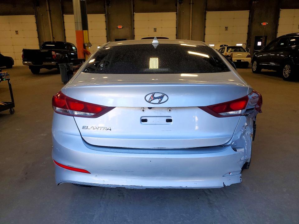 52903986 :رقم المزاد ، 5NPD84LF9HH161110 vin ، 2017 Hyundai Elantra مزاد بيع