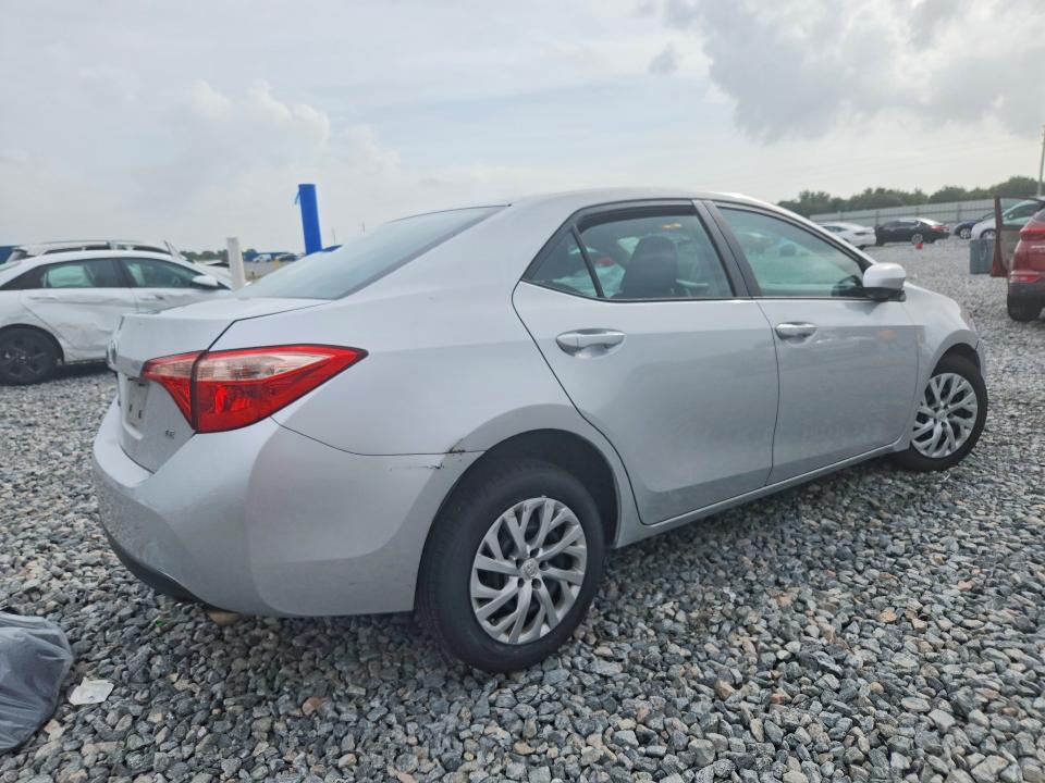 2017 Toyota Corolla მანქანა იყიდება აუქციონზე, vin: 5YFBURHE4HP643101, აუქციონის ნომერი: 55137746