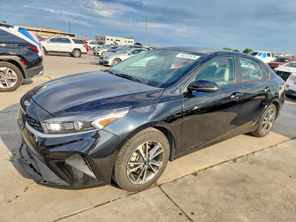 55352636 :رقم المزاد ، 3KPF24AD5NE491712 vin ، 2022 Kia Forte مزاد بيع