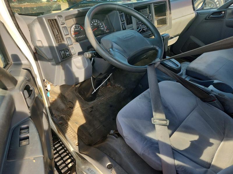 54773276 :رقم المزاد ، 54DC4W1B4JS811015 vin ، 2018 Isuzu Npr Hd مزاد بيع