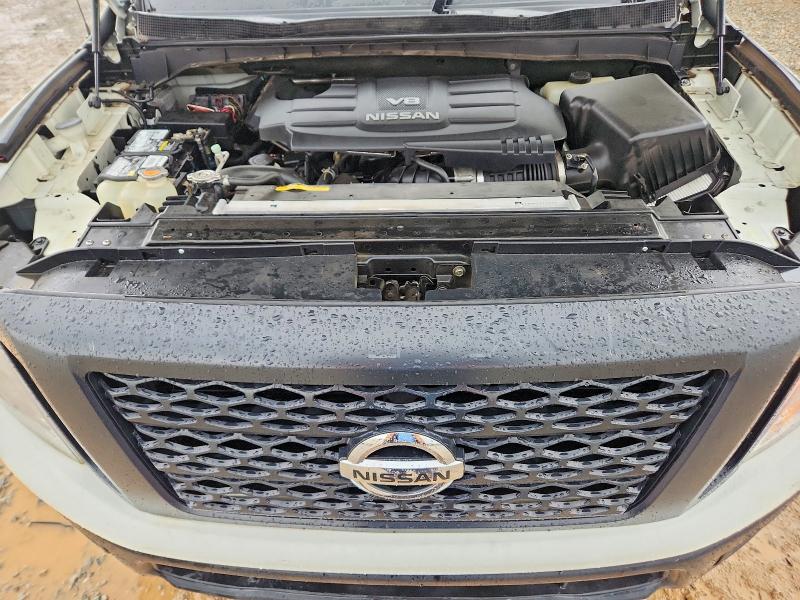 52826386 :رقم المزاد ، 1N6AA1R78HN571688 vin ، 2017 Nissan Titan مزاد بيع