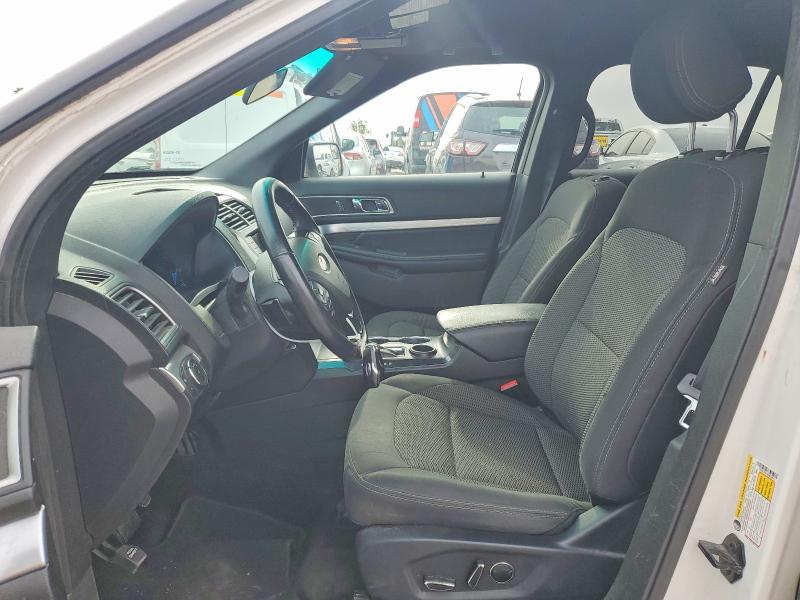 54250506 :رقم المزاد ، 1FM5K7D87HGA25811 vin ، 2017 Ford Explorer مزاد بيع