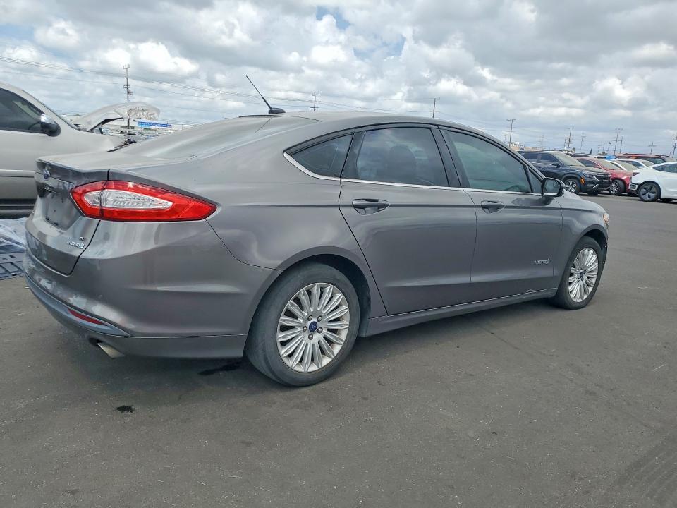 Продажа на аукционе авто 2013 Ford Fusion, vin: 3FA6P0LU3DR125784, номер лота: 53763406