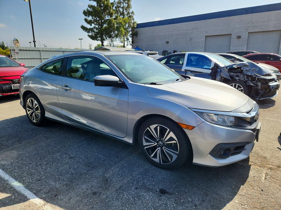 53746716 :رقم المزاد ، 2HGFC3B3XHH358130 vin ، 2017 Honda Civic مزاد بيع