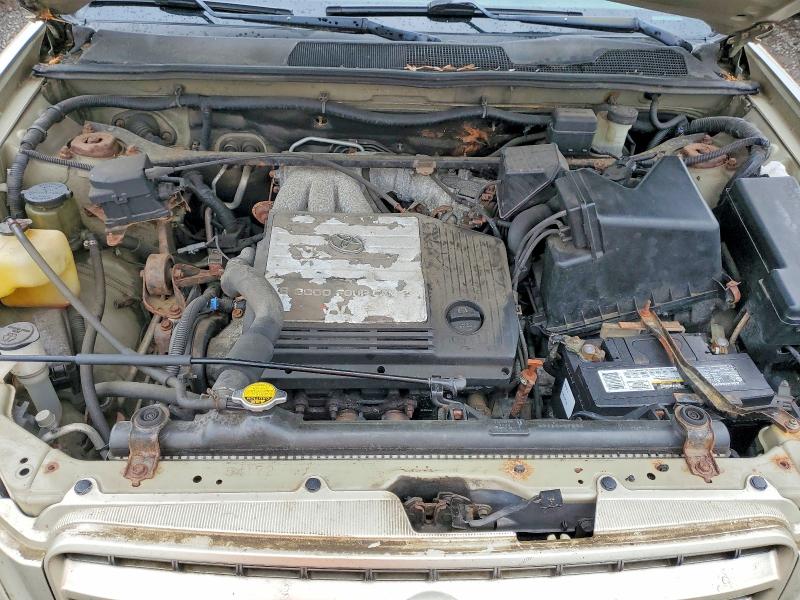 53667366 :رقم المزاد ، JTEHF21A020081410 vin ، 2002 Toyota Highlander مزاد بيع