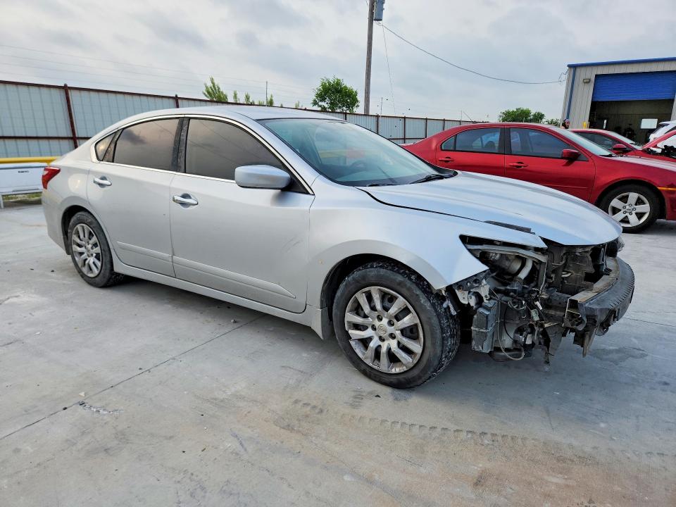 2016 Nissan Altima მანქანა იყიდება აუქციონზე, vin: 1N4AL3APXGC163357, აუქციონის ნომერი: 54203226