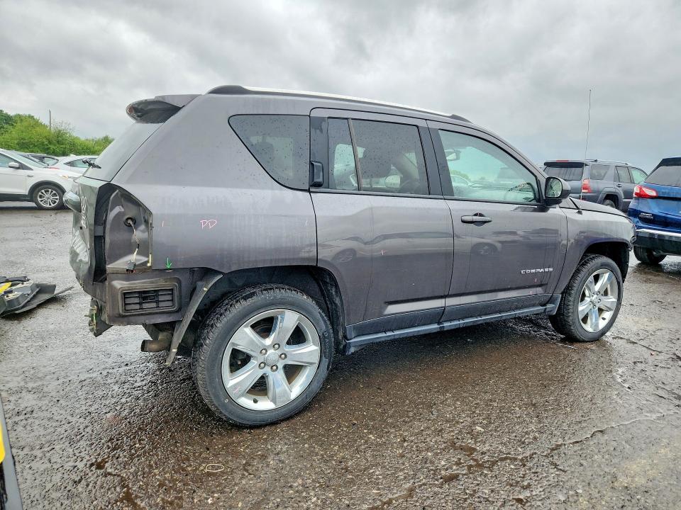 52487316 :رقم المزاد ، 1C4NJDEB6FD202847 vin ، 2015 Jeep Compass مزاد بيع