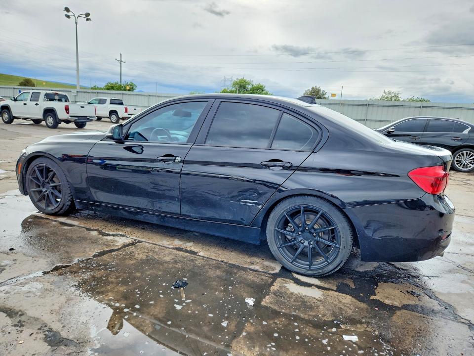 2017 Bmw 320 მანქანა იყიდება აუქციონზე, vin: WBA8E1G34HNU18454, აუქციონის ნომერი: 54660446