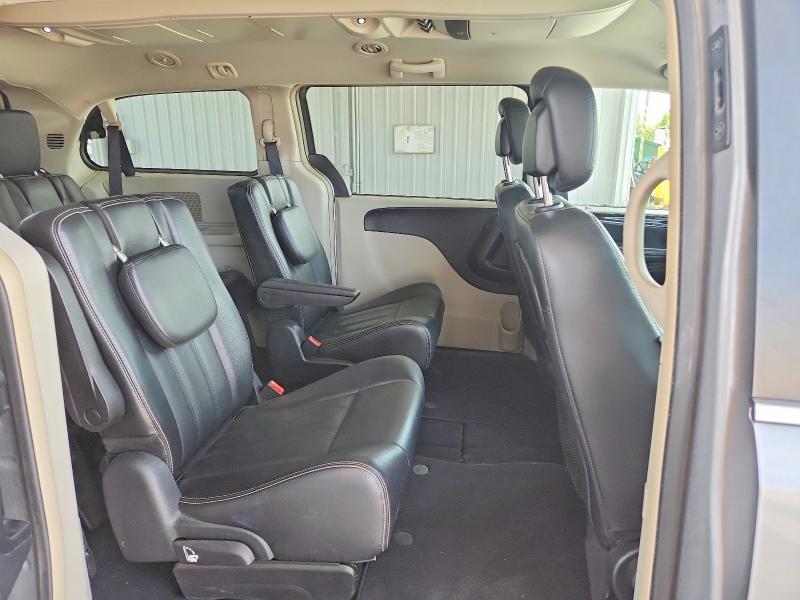 53724676 :رقم المزاد ، 2C4RC1BG8ER270220 vin ، 2014 Chrysler Town & Country مزاد بيع