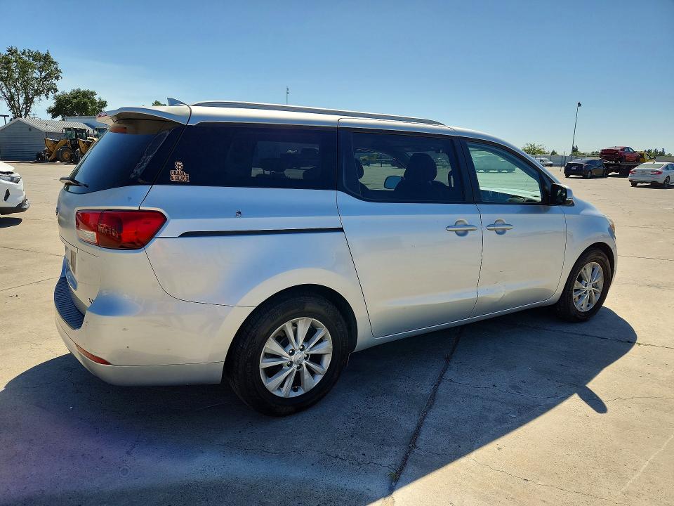 54429476 :رقم المزاد ، KNDMB5C18F6062622 vin ، 2015 Kia Sedona مزاد بيع