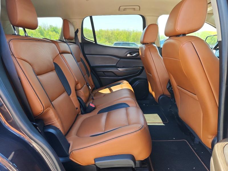 53117566 :رقم المزاد ، 1GKKNVLS7HZ135766 vin ، 2017 Gmc Acadia مزاد بيع