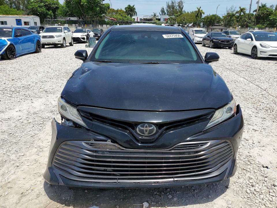 Aukcja sprzedaży 2018 Toyota Camry, vin: 4T1B11HK9JU118233, numer aukcji: 52475956