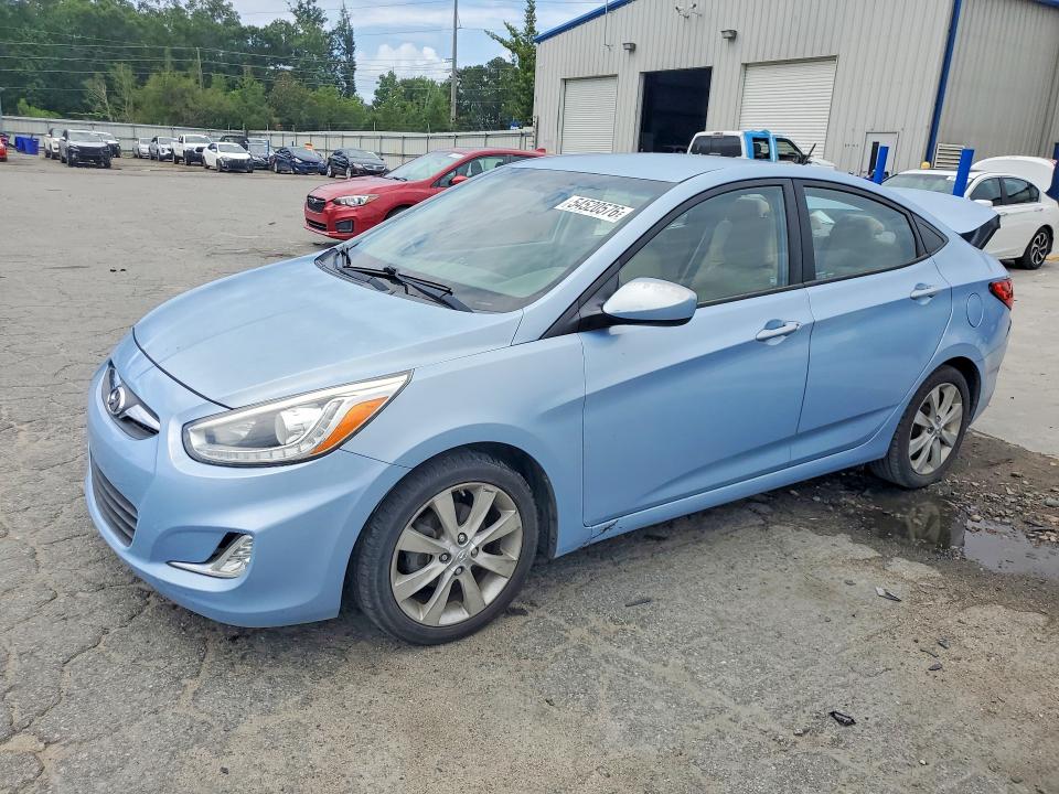 2014 Hyundai Accent მანქანა იყიდება აუქციონზე, vin: KMHCU4AE1EU754037, აუქციონის ნომერი: 54520576