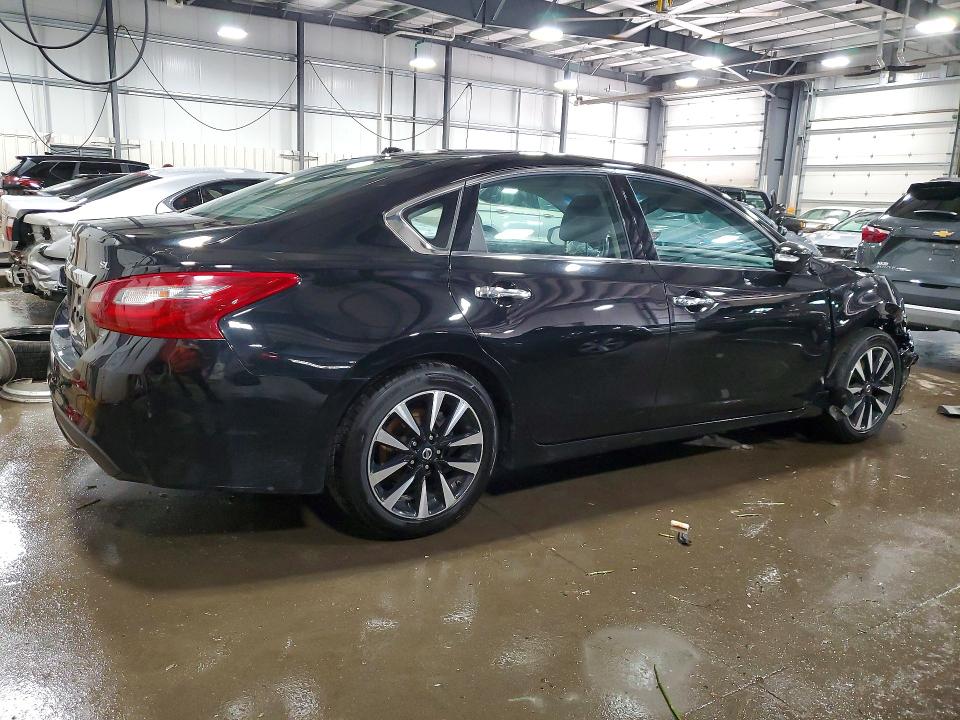 55128136 :رقم المزاد ، 1N4AL3AP7JC171858 vin ، 2018 Nissan Altima مزاد بيع