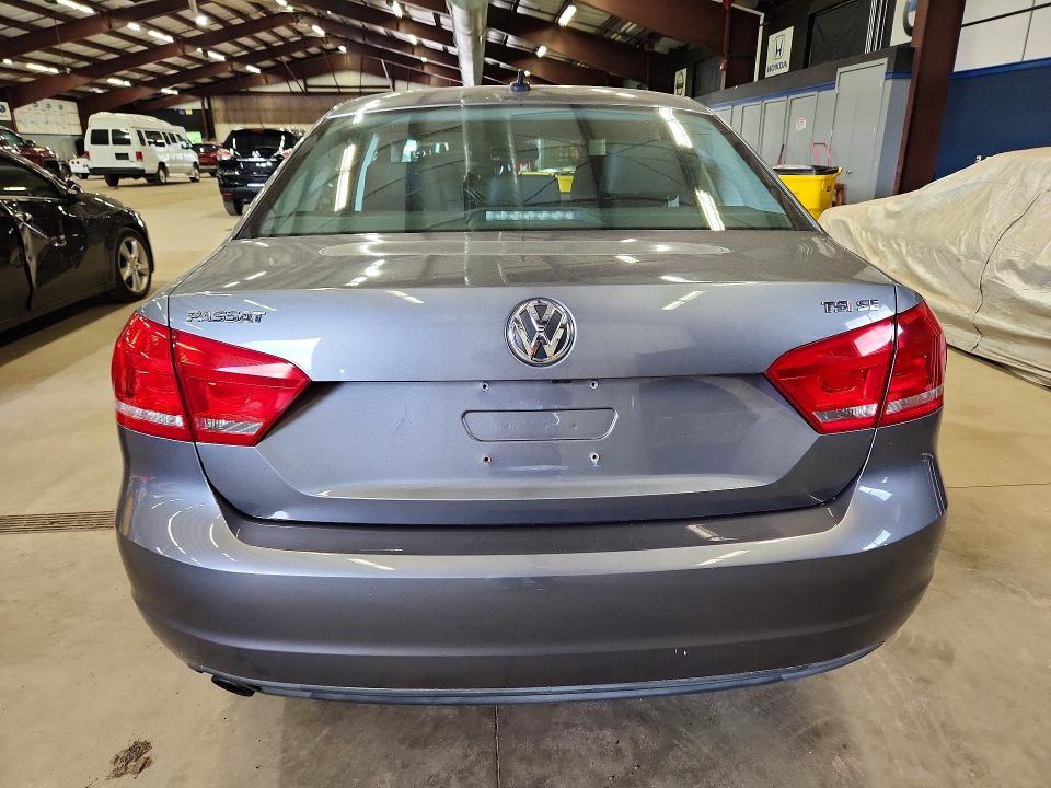 54181506 :رقم المزاد ، 1VWBT7A34EC077233 vin ، 2014 Volkswagen Passat مزاد بيع