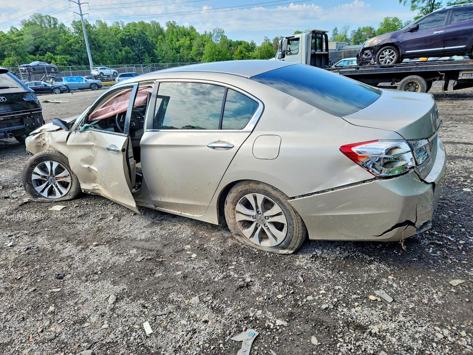 2015 Honda Accord მანქანა იყიდება აუქციონზე, vin: 1HGCR2F32FA169330, აუქციონის ნომერი: 55236686