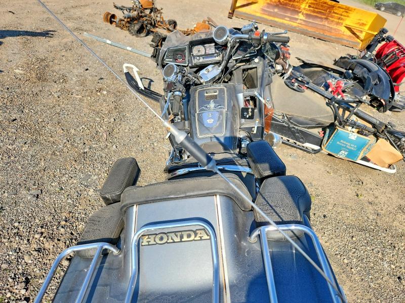 54690366 :رقم المزاد ، 1HFSC1410EA003366 vin ، 1984 Honda Gl1200 مزاد بيع