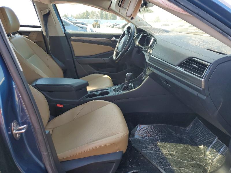 54636876 :رقم المزاد ، 3VWE57BU9KM033429 vin ، 2019 Volkswagen Jetta مزاد بيع
