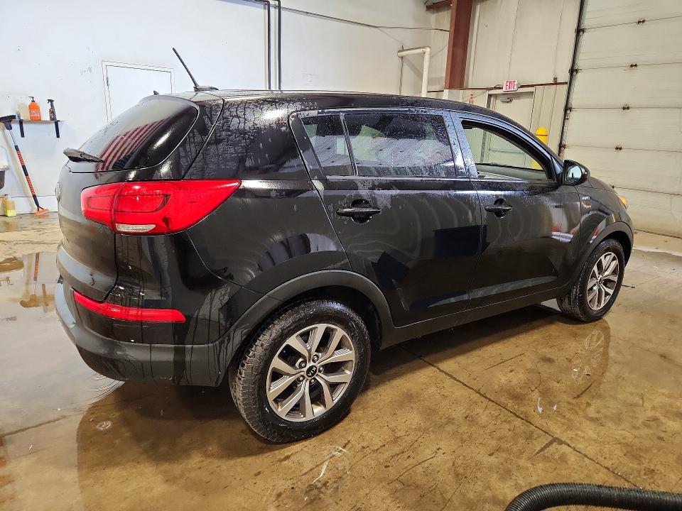 53703696 :رقم المزاد ، KNDPBCAC8G7835381 vin ، 2016 Kia Sportage مزاد بيع