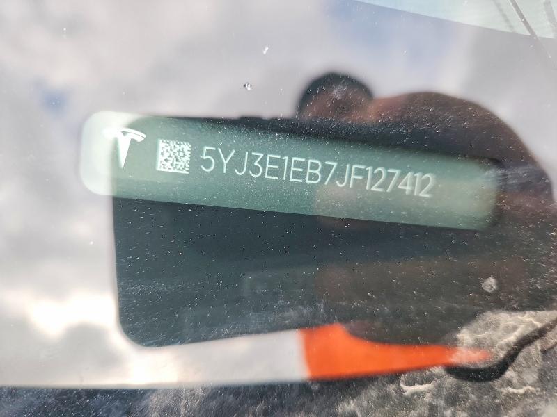 Продажа на аукционе авто 2018 Tesla Mdl 3 4d, vin: 5YJ3E1EB7JF127412, номер лота: 54052746