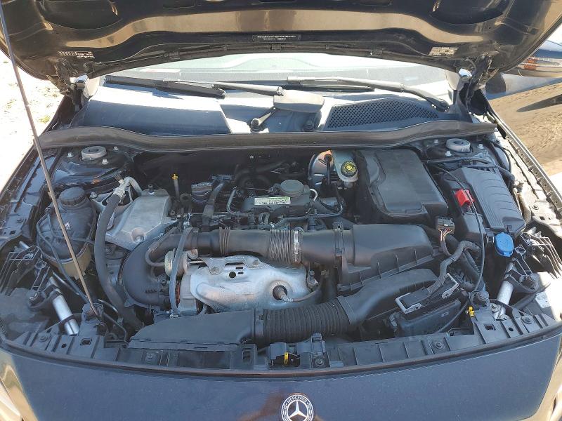 53556336 :رقم المزاد ، WDCTG4EB9KJ575330 vin ، 2019 Mercedes-benz Gla مزاد بيع
