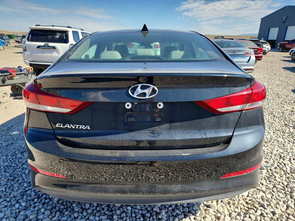 2017 Hyundai Elantra მანქანა იყიდება აუქციონზე, vin: 5NPD84LF2HH175477, აუქციონის ნომერი: 54020976