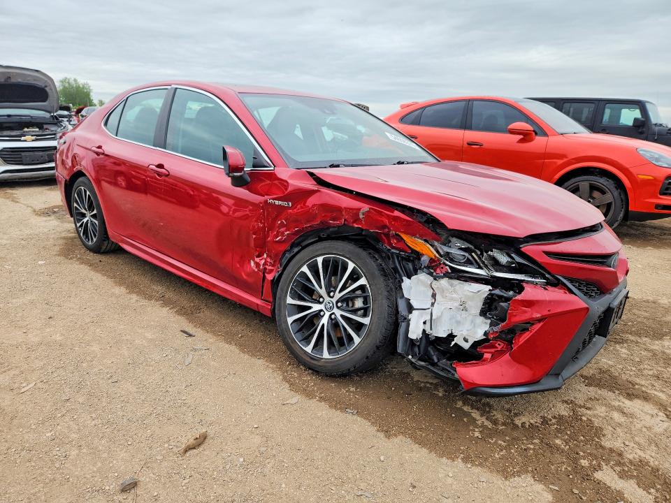 54650376 :رقم المزاد ، 4T1J31AK0LU011753 vin ، 2020 Toyota Camry مزاد بيع