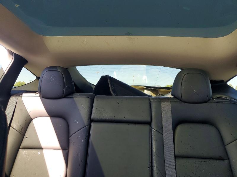 2025 Tesla Model Y მანქანა იყიდება აუქციონზე, vin: 7SAYGDEE1SF281758, აუქციონის ნომერი: 54648086