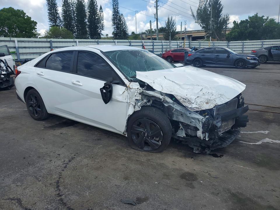 52539146 :رقم المزاد ، 5NPLM4AG8PH090273 vin ، 2023 Hyundai Elantra مزاد بيع