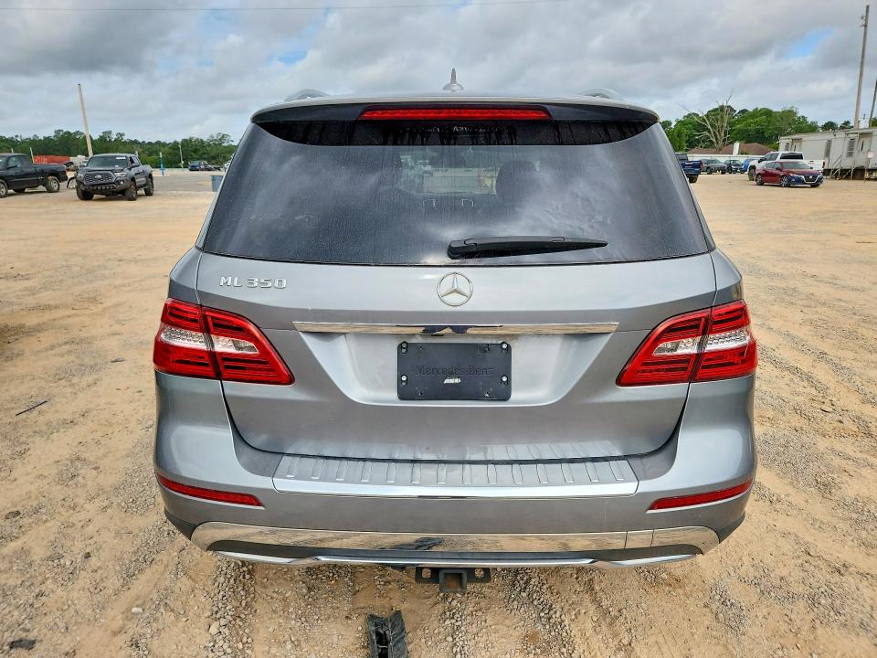 Продажа на аукционе авто 2015 Mercedes-benz Ml, vin: 4JGDA5JB0FA579193, номер лота: 53928996