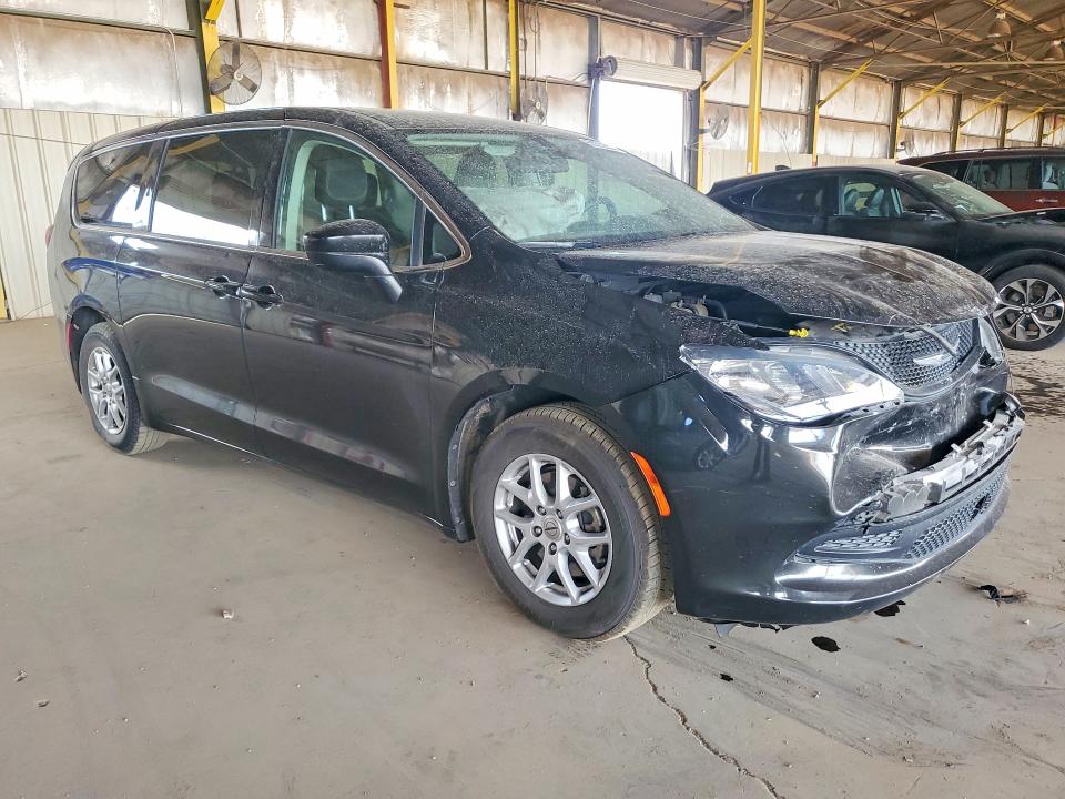 55372356 :رقم المزاد ، 2C4RC1CG7NR211609 vin ، 2022 Chrysler Voyager مزاد بيع