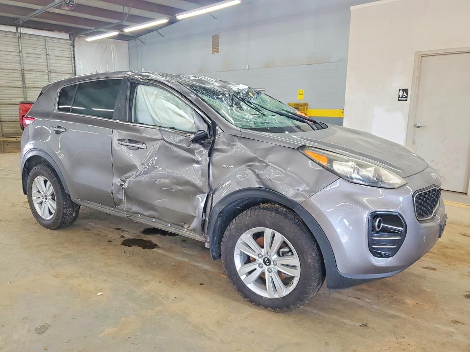 54017756 :رقم المزاد ، KNDPMCAC2J7448505 vin ، 2018 Kia Sportage مزاد بيع