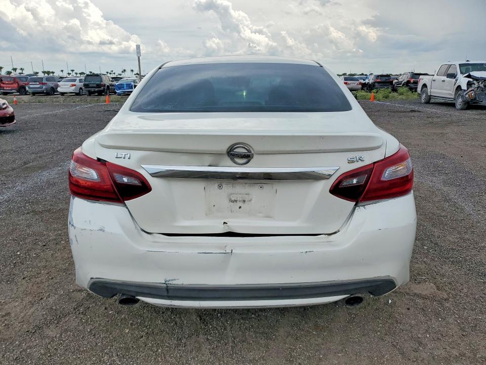 2018 Nissan Altima S მანქანა იყიდება აუქციონზე, vin: 1N4AL3AP8JC144717, აუქციონის ნომერი: 53096216